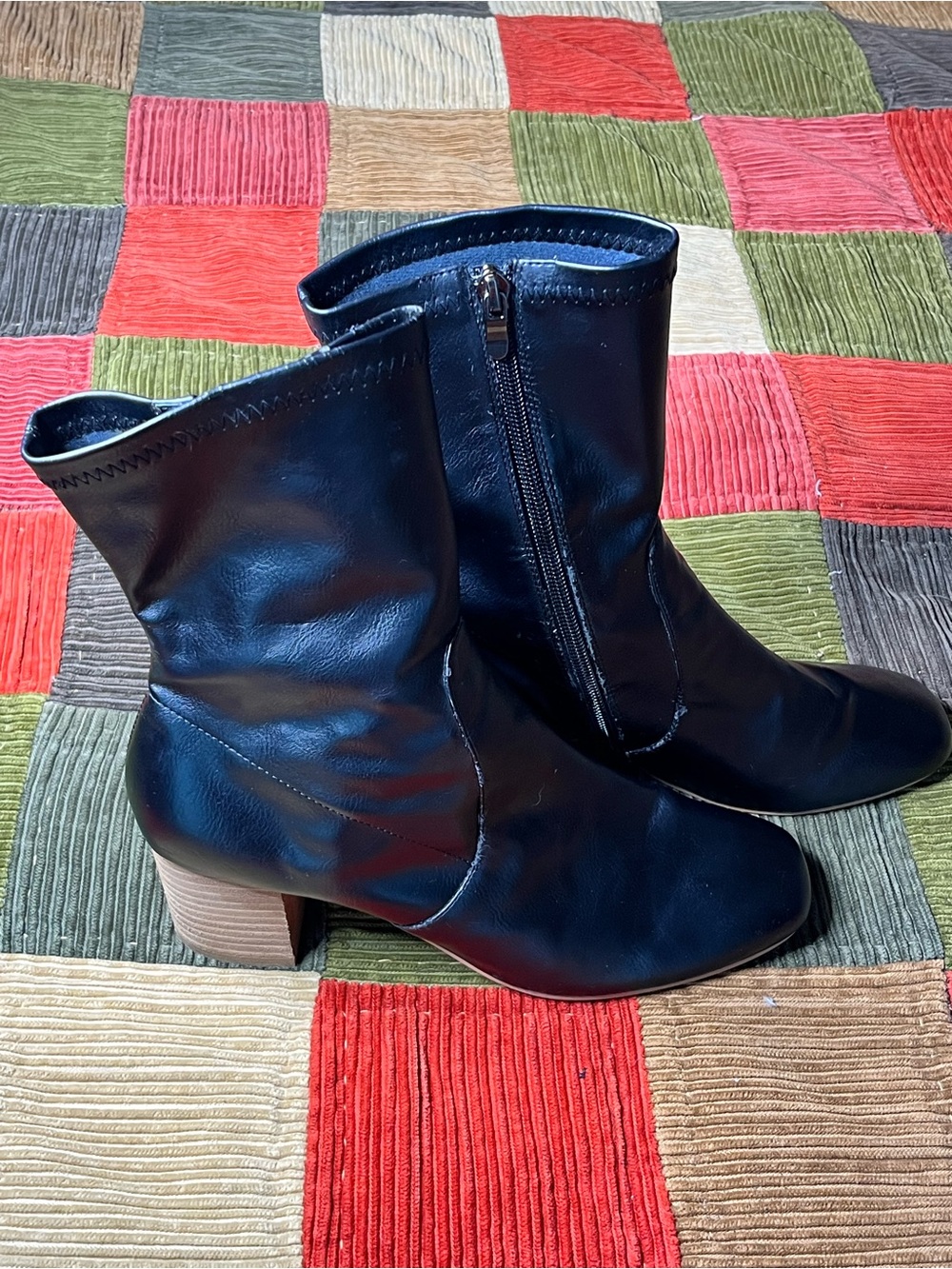 Black Silent D Block Heel Ankle Boots—Size 40 (Women’s 9)